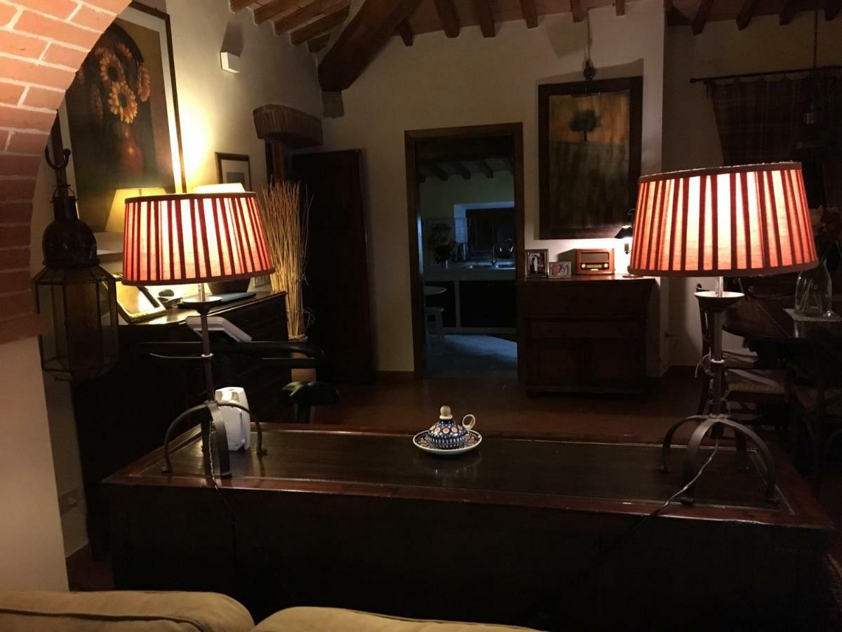 モンテスペルトリ Casa Del Soleヴィラ エクステリア 写真